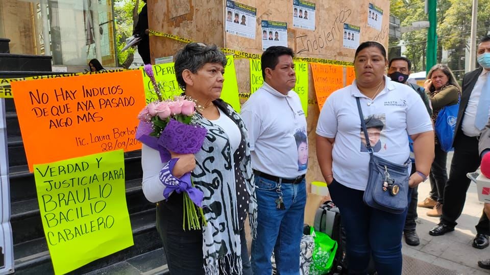 Papás de Braulio en el INCIFO