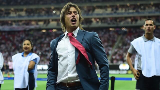 Matías Almeyda festeja su título de Concachampions.