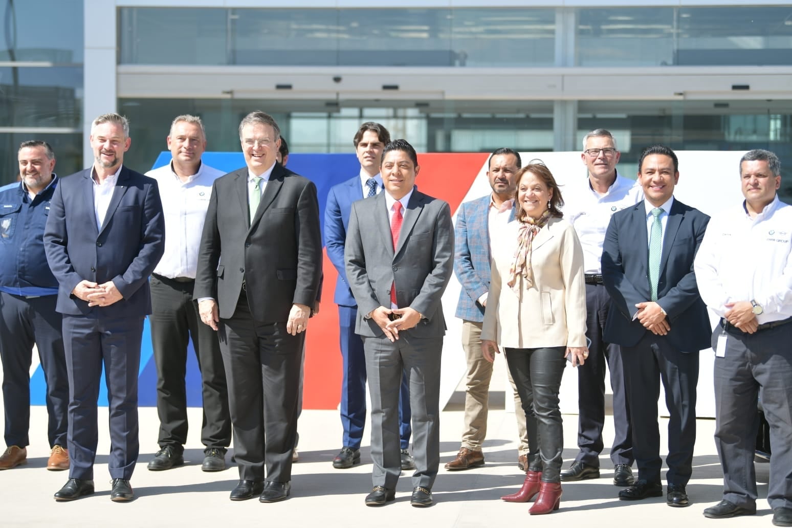 Ricardo Gallardo confirma inversión de BMW.