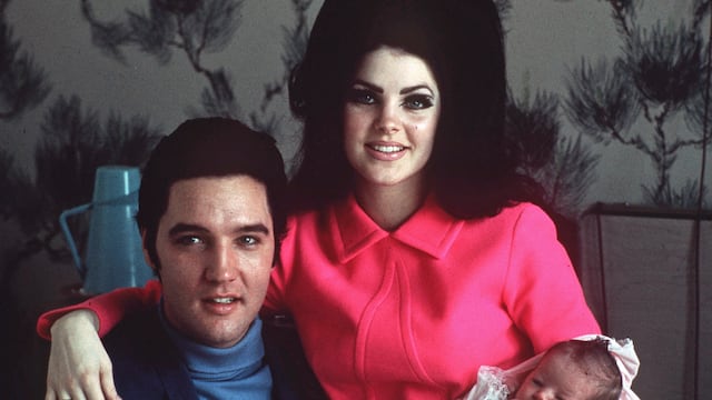 Elvis Presley, Priscilla Presley y Lisa Marie en una foto de 1968