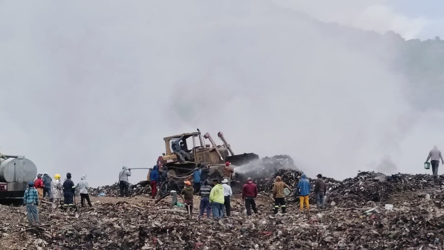 Incendio en el relleno sanitario Panotla de Tlaxcala