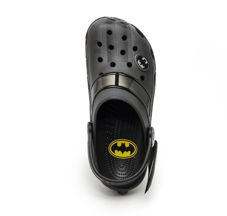 Crocs de Batman de Batimóvil