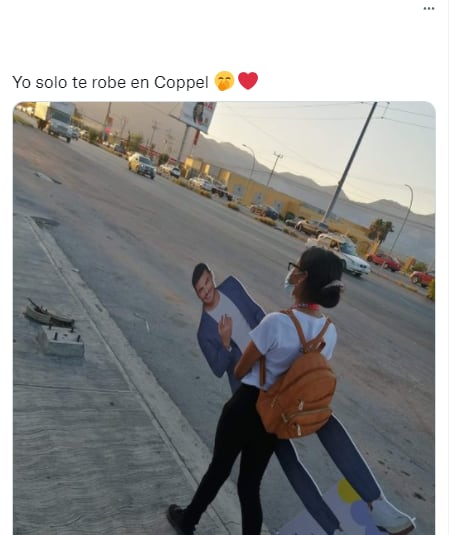 Fan de Carlos Rivera se roba su publicidad de Coppel