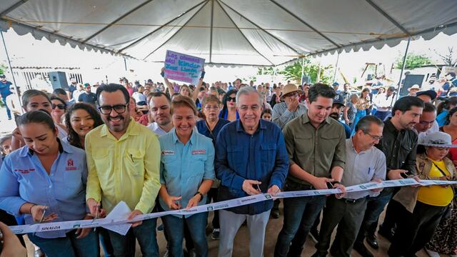 Rubén Rocha inaugura calles en Culiacán