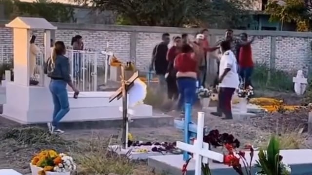 Pelea en el panteón por los terrenos de la abuela