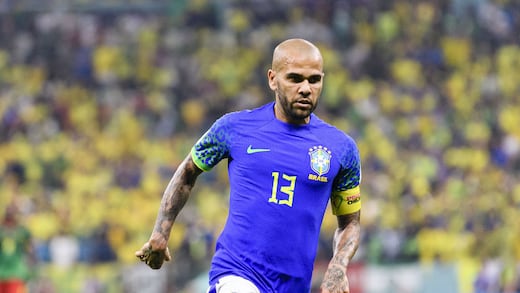 Quién es Dani Alves, el polémico exjugador del FC Barcelona que fue hallado culpable de agresión sexual