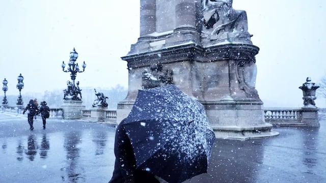 Fuertes rachas de viento en París.