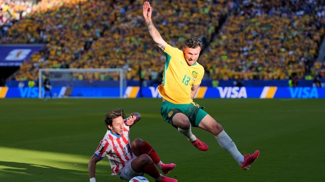 Paraguay no pasa del empate ante Australia y queda tercero del grupo D.