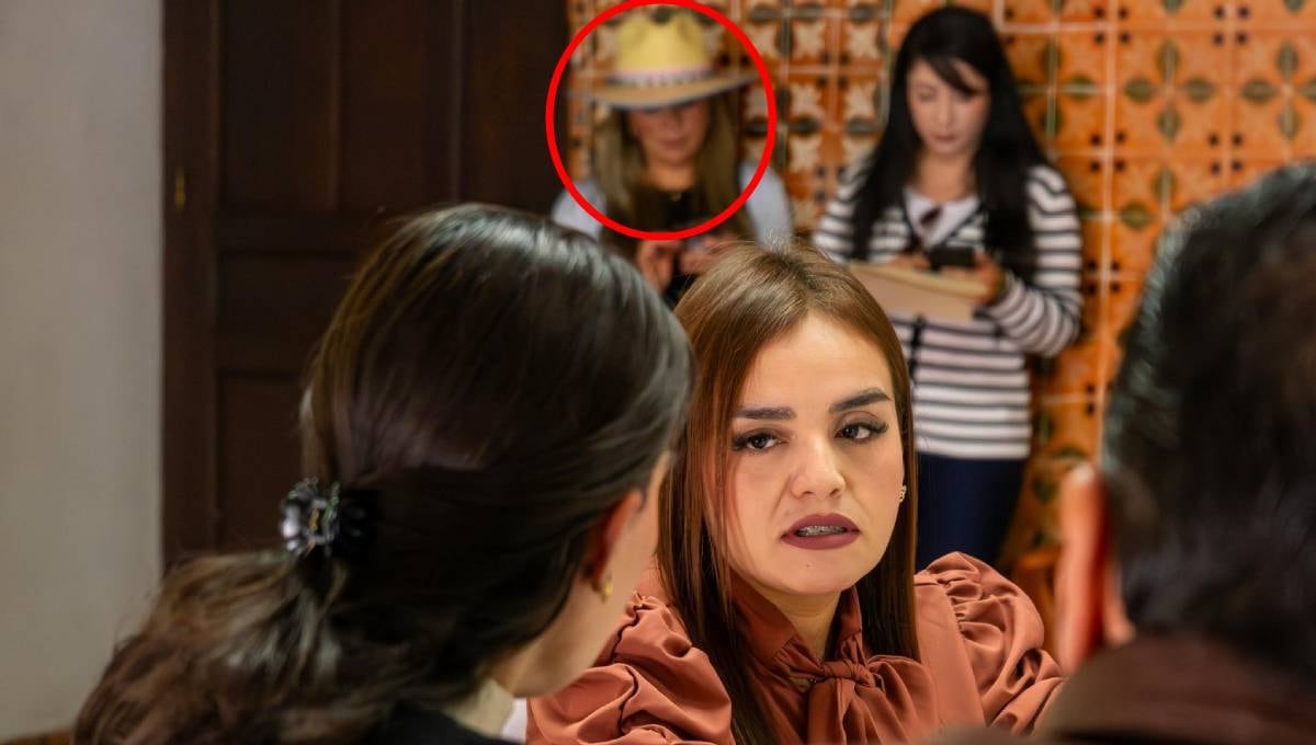 Yesenia Méndez en la reunión de Grecia Quiroz y Josefina Rodríguez