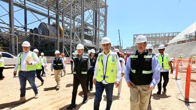 ALFONSO DURAZO APOYA LA MINERÍA EN SONORA