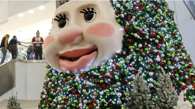 Woody, el árbol navideño parlante