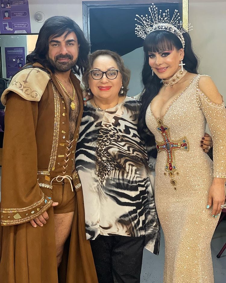 Vilma Chacón y Maribel Guardia.