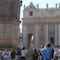 Fan lleva playera de Cruz Azul al Vaticano ¡para quitar la malaria celeste!