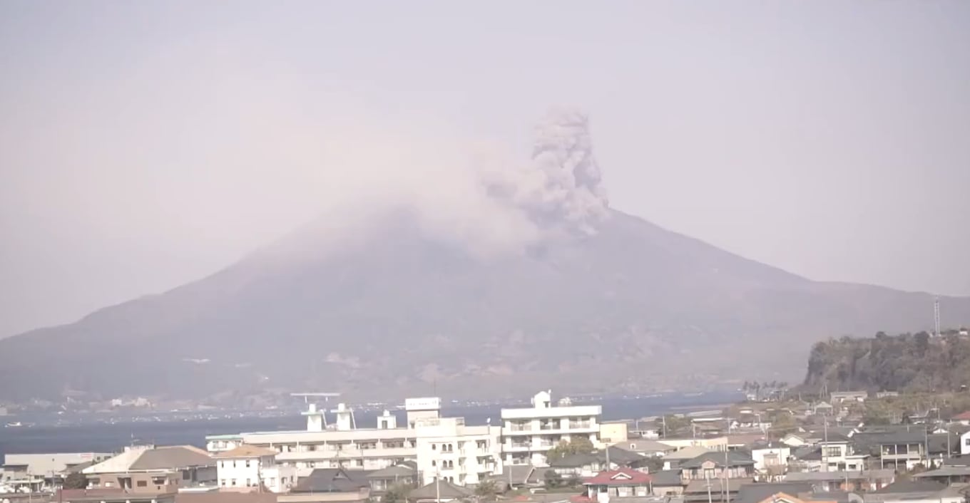 Erupción del volcán Sakurajima