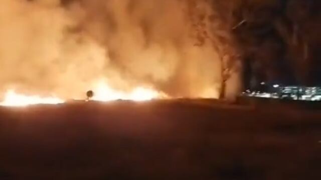 ¿Qué pasa en Naucalpan? Fuerte incendio forestal consume pastizales de Lomas Verdes