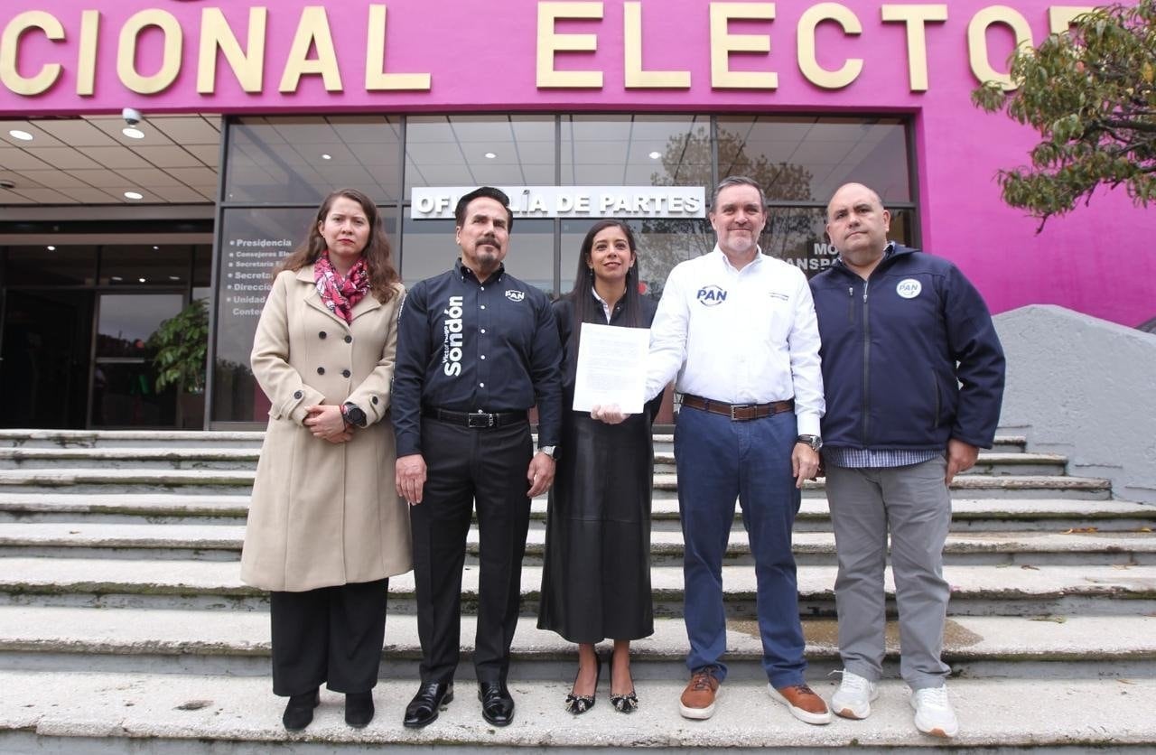 PAN presenta queja ante INE contra López Beltrán
