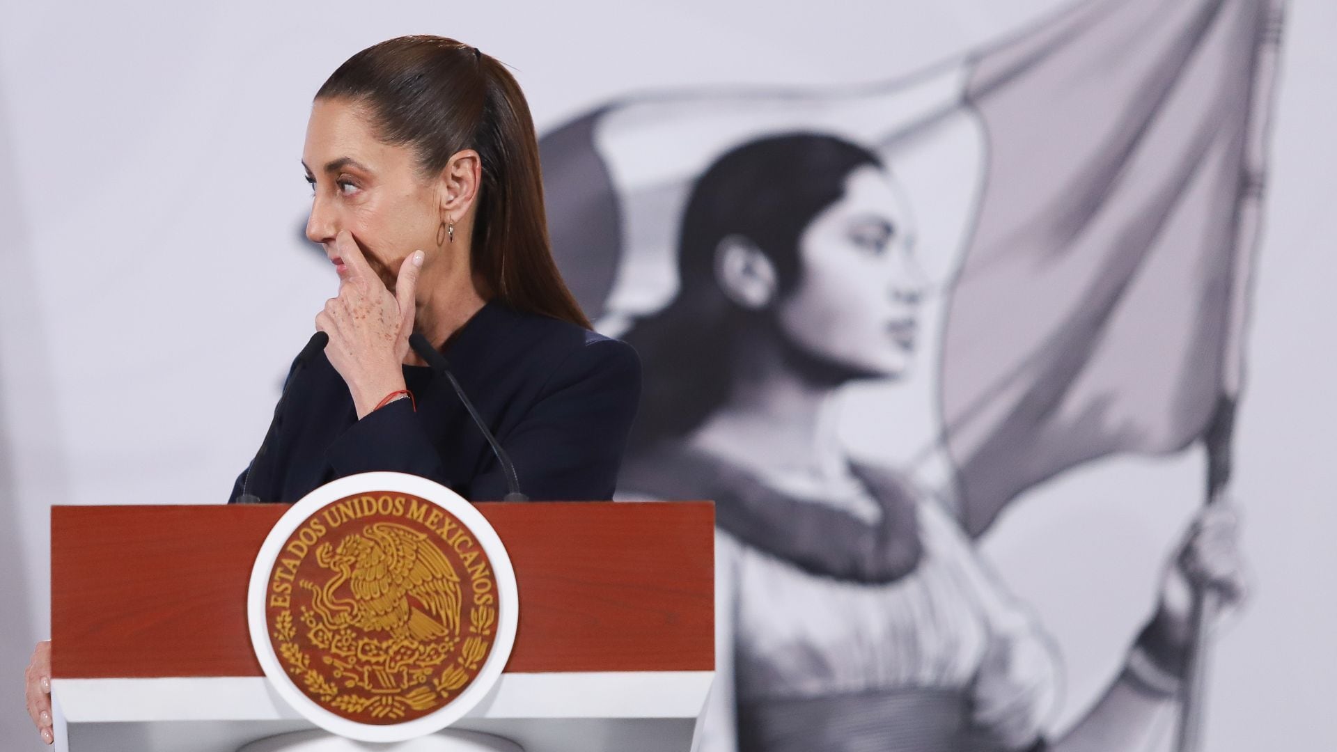 AMLO: el gran pasivo de la presidenta Claudia Sheinbaum