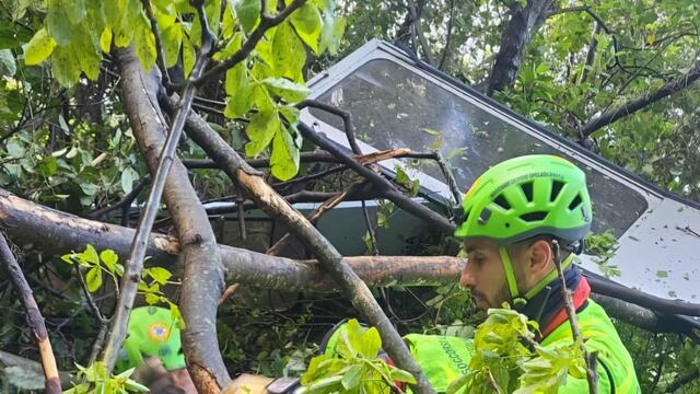 Accidente en teleférico en Italia dejo 4 muertos y una persona herida.