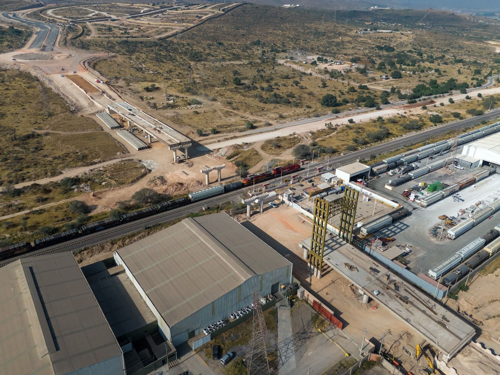 Ricardo Gallardo supervisa en San Luis Potosí