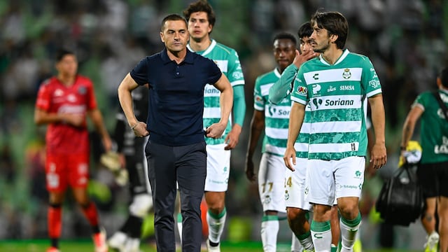 Santos Laguna despide a su DT tras ser último en Liga MX.