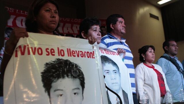 Padres de normalistas piensan seguir en la lucha para localizarlos. Foto: Iván Stephens/Cuartoscuro