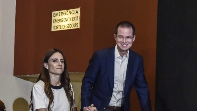 Ricardo Anaya y su esposa