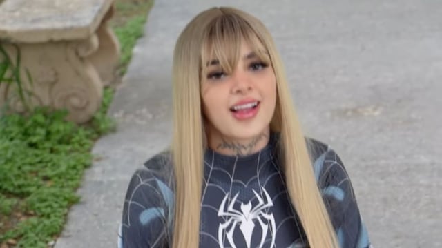 Karely Ruiz como Spider-Woman devoró con ajustado disfraz