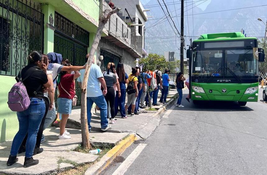 Santa Catarina ayuda con movilidad tras cierre de Ruta 306
