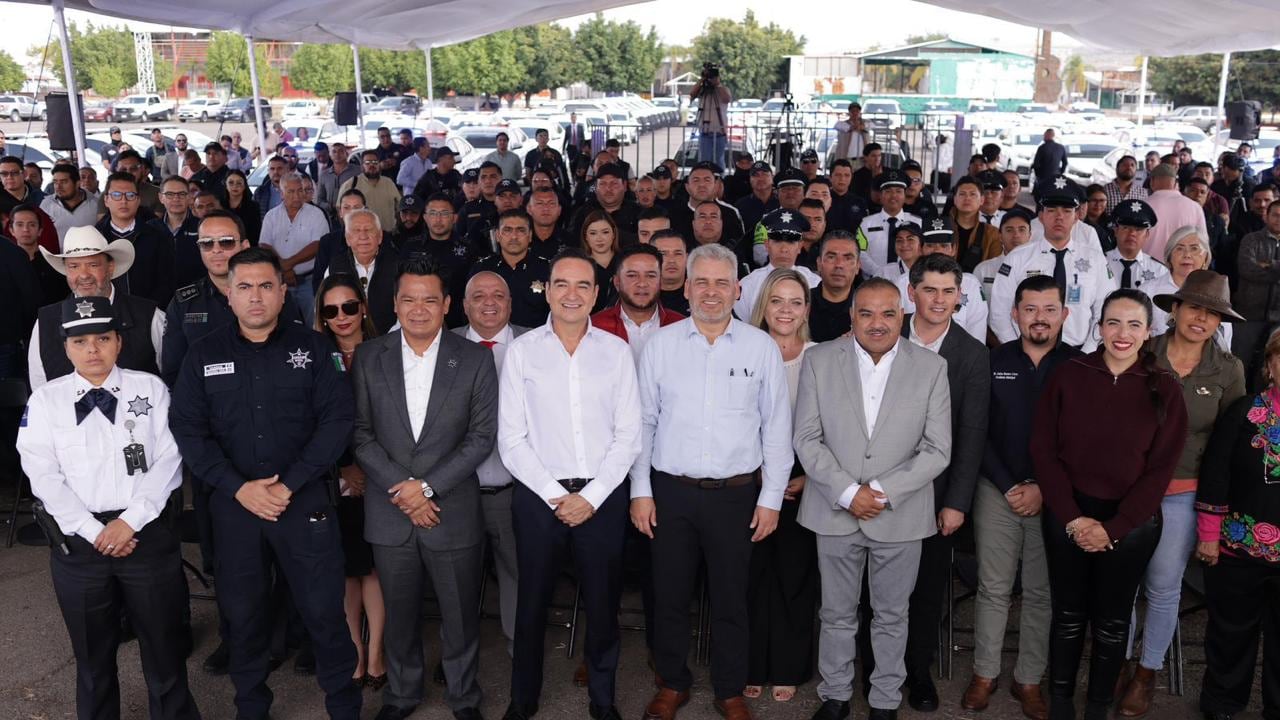 Alfredo Ramírez entrega más de 100 patrullas para fortalecer la seguridad en Michoacán