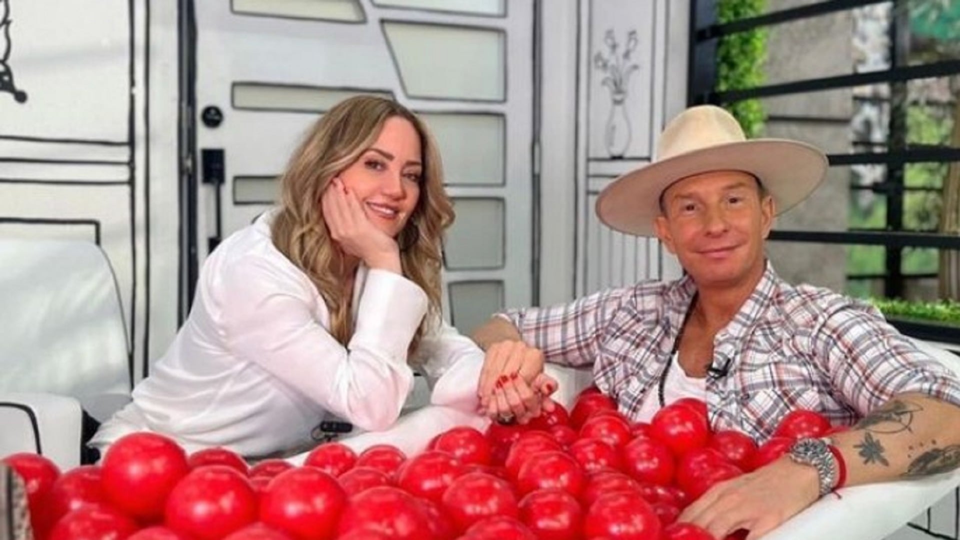 Andrea Legarreta y Erik Rubín