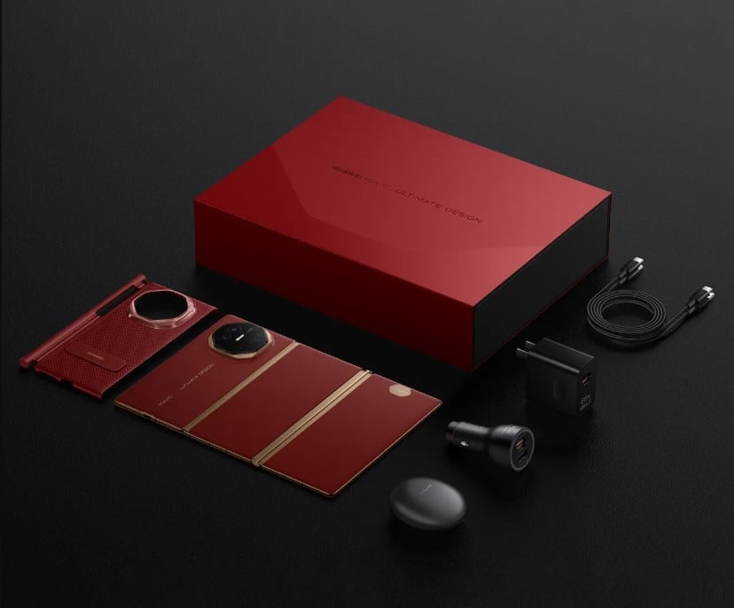 Huawei Mate XT,  smartphone plegable de tres pantallas
