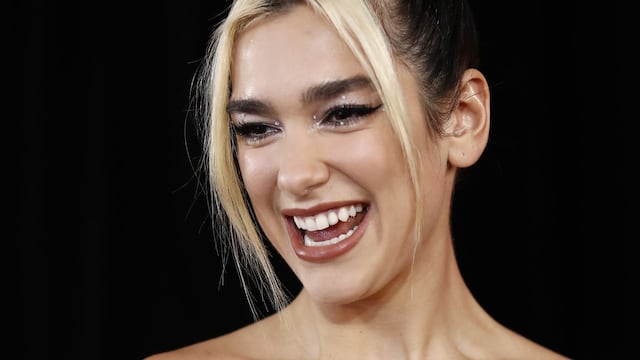 Los conciertos de Dua Lipa en México inspiran memes de gente endeudada por tantos artistas