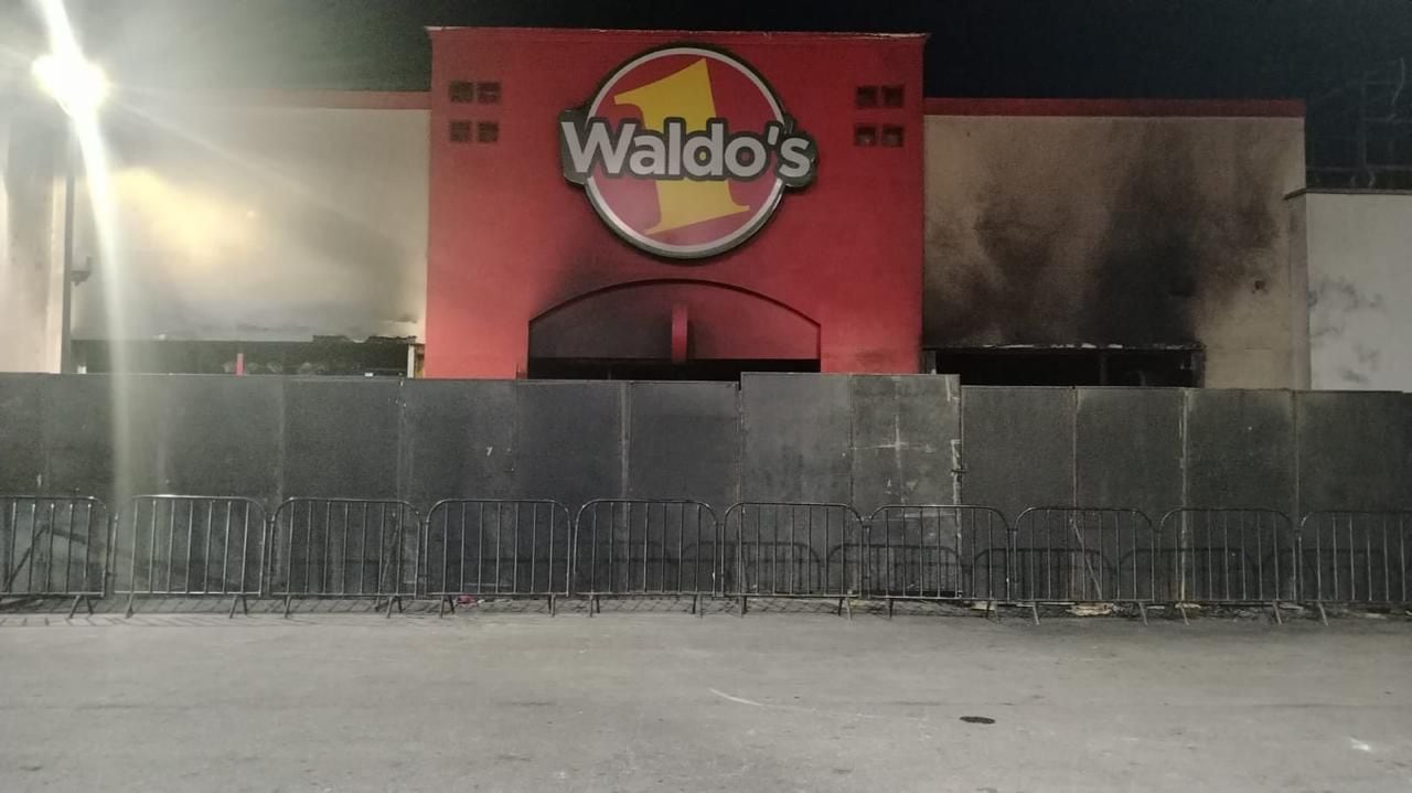 Explosión en Waldo's Hermosillo