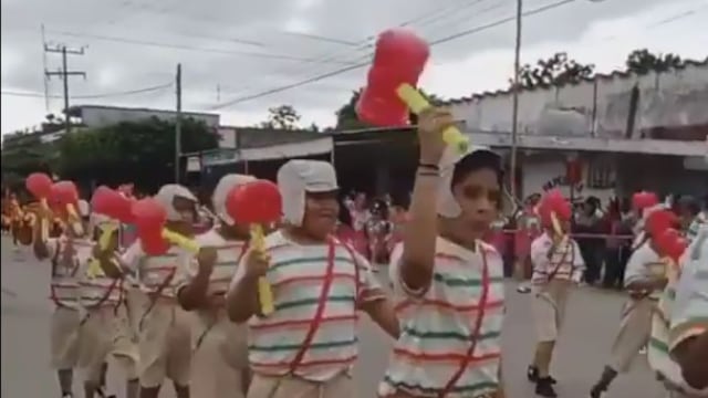 Desfile de El Chavo del 8