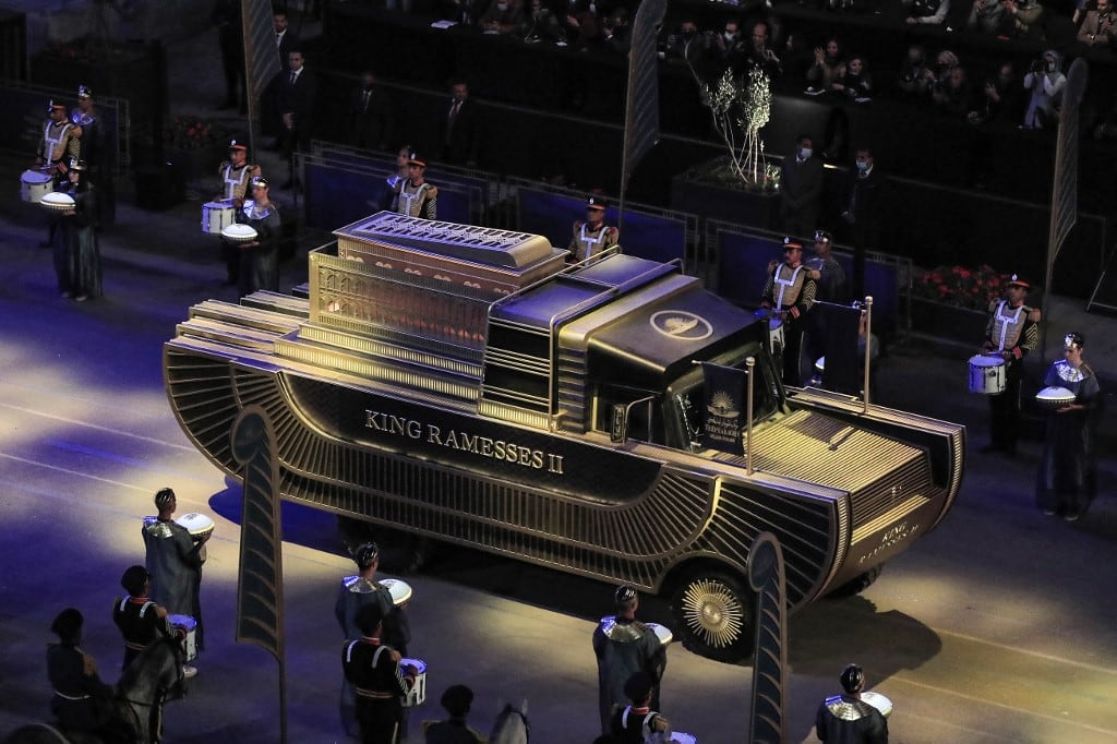 Desfile Dorado de los Faraones