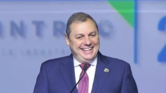 Enoch Castellanos en la Convención Nacional de Industriales 2022
