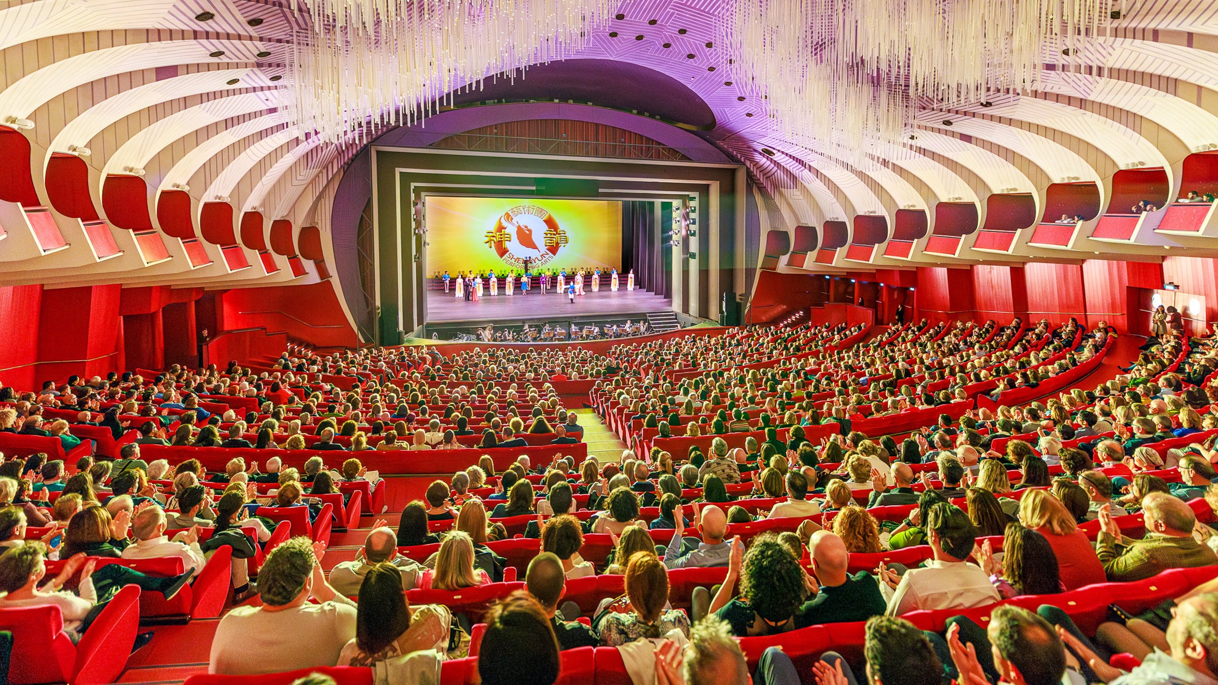 Falun Dafa, promotora de Shen Yun, denuncia difamación de Embajada de China