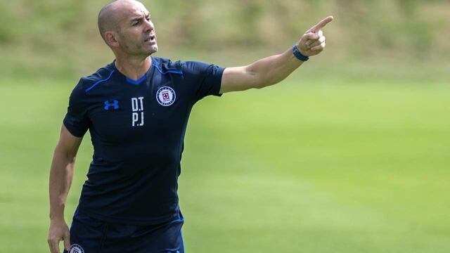 Jémez en su etapa como entrenador de Cruz Azul