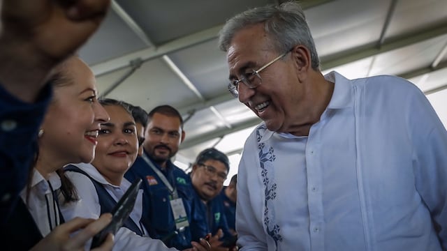 Ruben Rocha y AMLO supervisan avances de Internet para Todos en Sinaloa