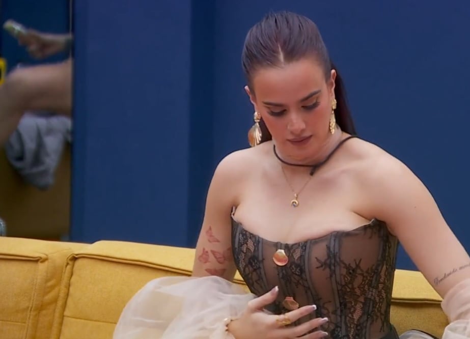 Gala Montes con su vestido de "princesa ruda" en La Casa de los Famosos 2024.