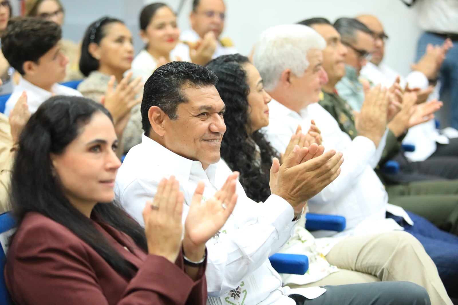 Javier May reconoce labor del Poder Judicial en el Informe Anual de Labores 2025 de Carlos Efraín Reséndez.