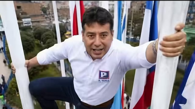 Alcalde de Perú se convierte en Spider-Man para presumir sus obras públicas