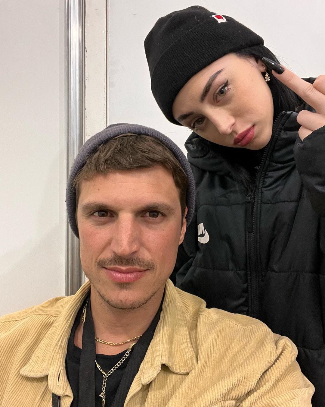 Nicki Nicole con su mánager, Mati.