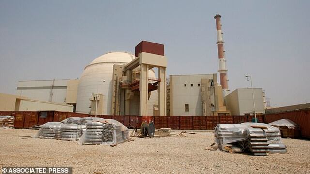 Sismo de magnitud 4.9 cerca de central nuclear en Irán