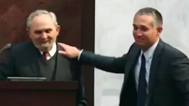 La verdad es lo que es... no lo que imagina en una redacción