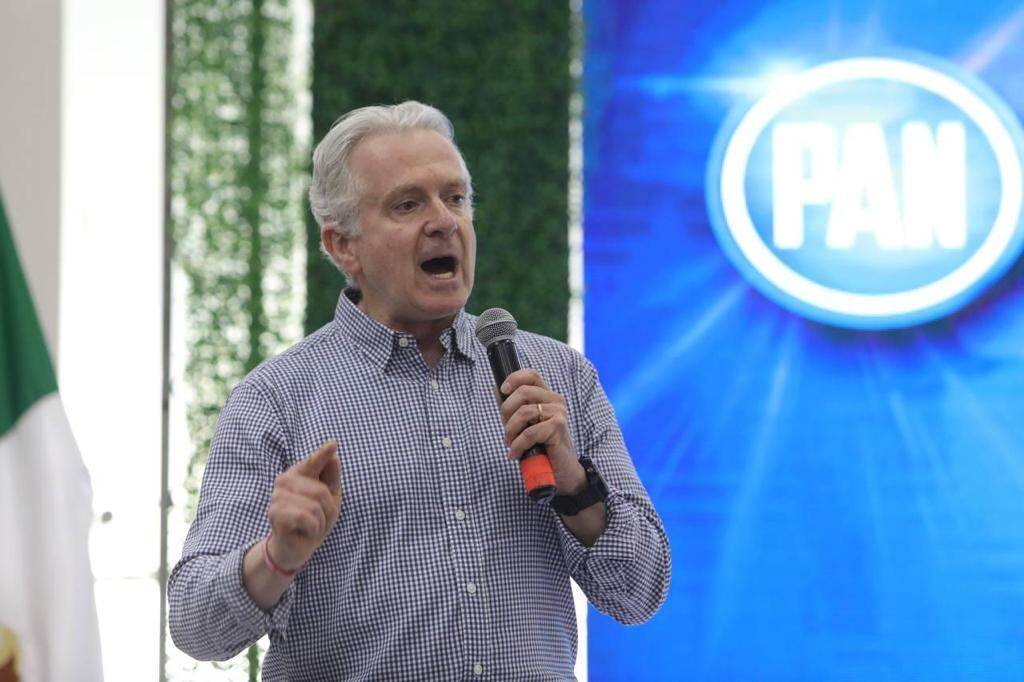 Santiago Creel busca la candidatura a la presidencia por el PAN en las elecciones 2024