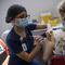 Reino Unido está cerca de vacunar contra el coronavirus a 15 millones de personas