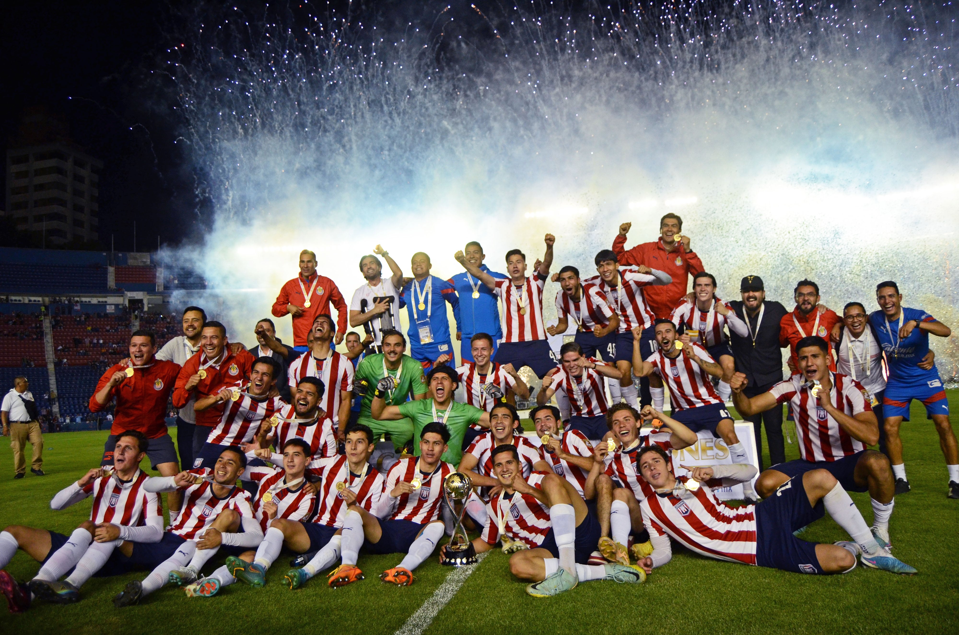 El Tapatío se llevó el Campeón de Campeones tras vencer al Atlante en el marcador global.