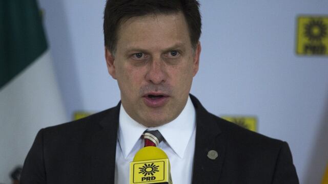 Fernando Belaunzarán.