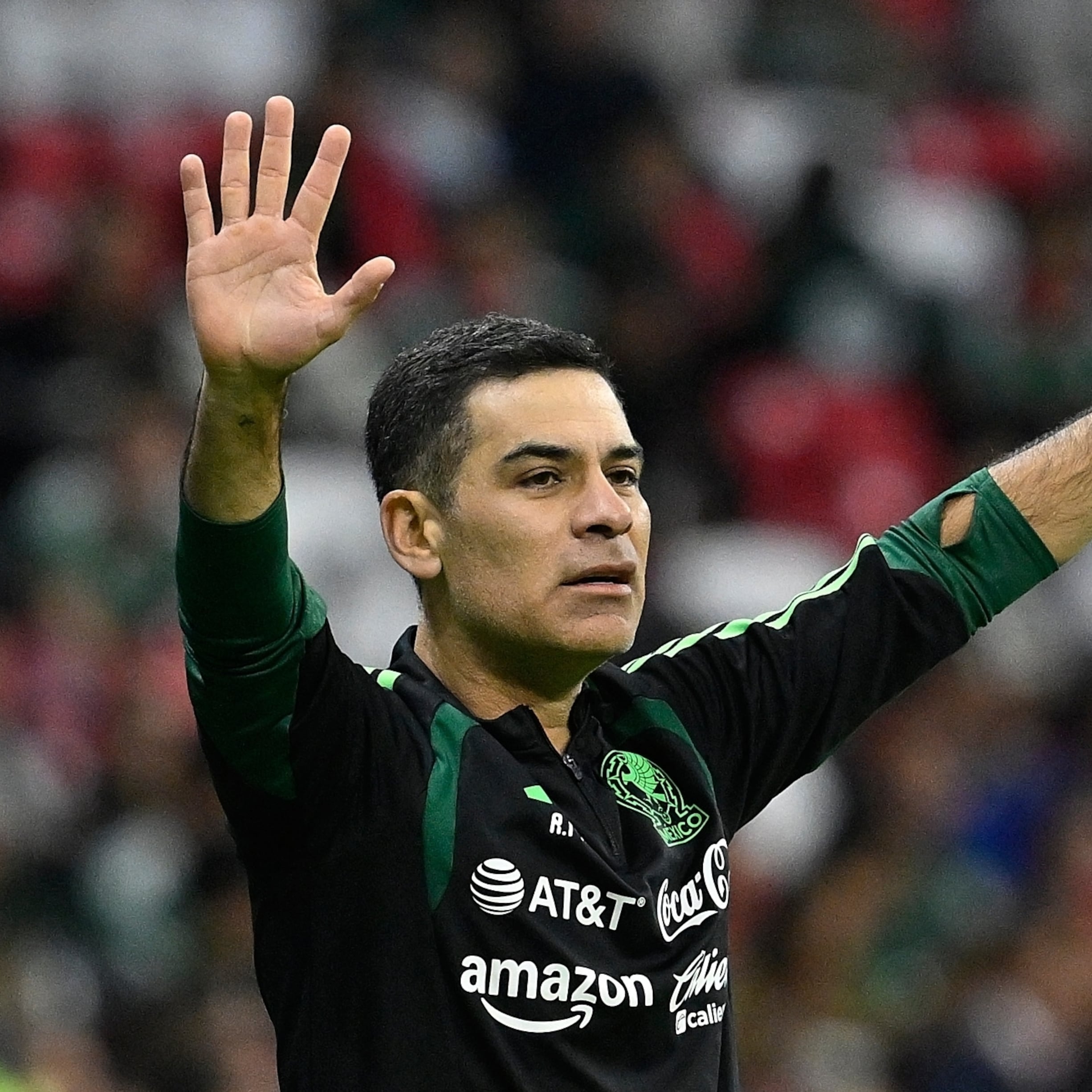 “No aprendió de Aguirre”: críticas a Rafael Márquez por trato con prensa